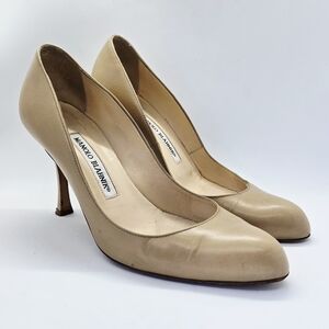 Manolo Blahnik Nude/Tan Pumps IT36/US6